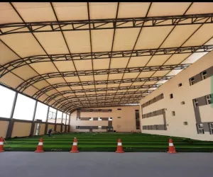 مظلات  مدارس